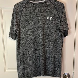 Under Armour Athletic tee